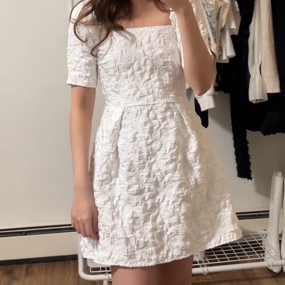 MINI WHITE DRESS - Picture 2 of 2